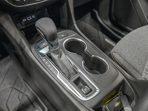 Used 2023 Chevrolet Equinox LT image 23