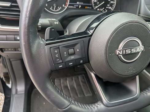 Used 2023 Nissan Rogue SL FWD image 20