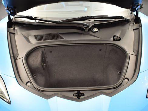 Used 2022 Chevrolet Corvette Stingray Premium Conv w/ Z51 Performance Package RWD image 16