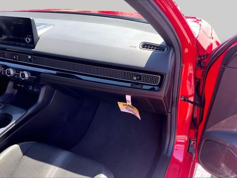 Used 2024 Honda Civic Sport image 19
