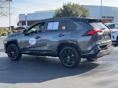 Certified 2022 Toyota RAV4 XSE image 9