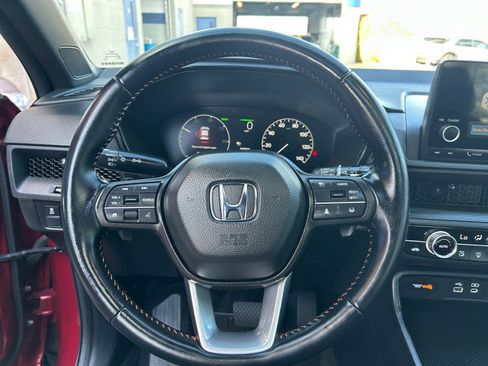 Used 2025 Honda CR-V Sport image 17