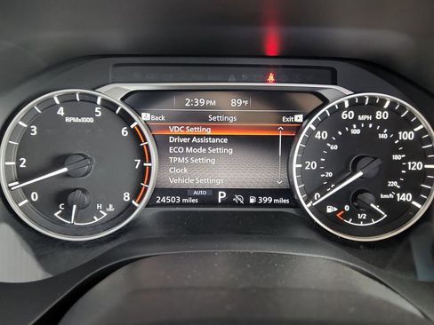 Used 2025 Nissan Rogue SV image 25