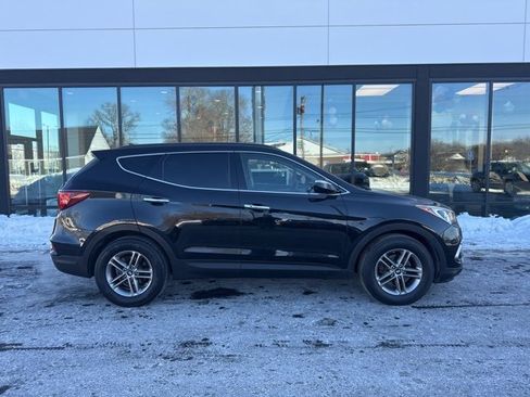 Used 2017 Hyundai Santa Fe Sport w/ 2.4L Tech Package 04 image 2