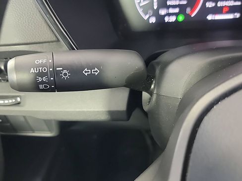 Certified 2025 Honda CR-V EX image 28