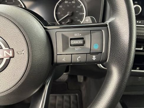 Used 2023 Nissan Rogue SV AWD/4WD image 24