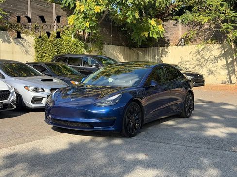 Used 2021 Tesla Model 3 Performance AWD/4WD image 1