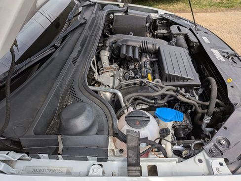 Used 2017 Volkswagen Jetta S image 14