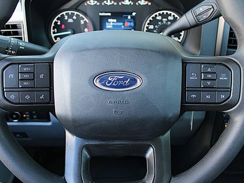 Used 2024 Ford F250 XL w/ XL Driver Assist Package image 19