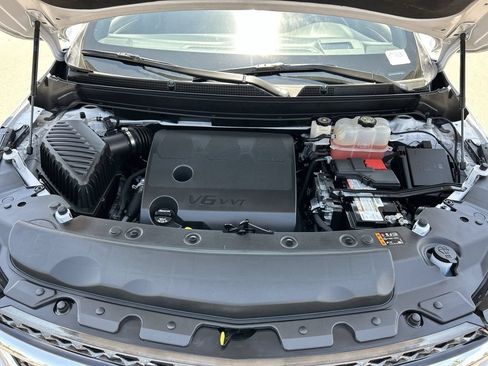 Used 2024 Buick Enclave Avenir w/ Avenir Technology Package FWD image 31