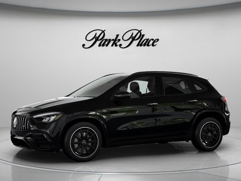 New 2026 Mercedes-Benz GLA 35 AMG AMG GLA 35 image 3