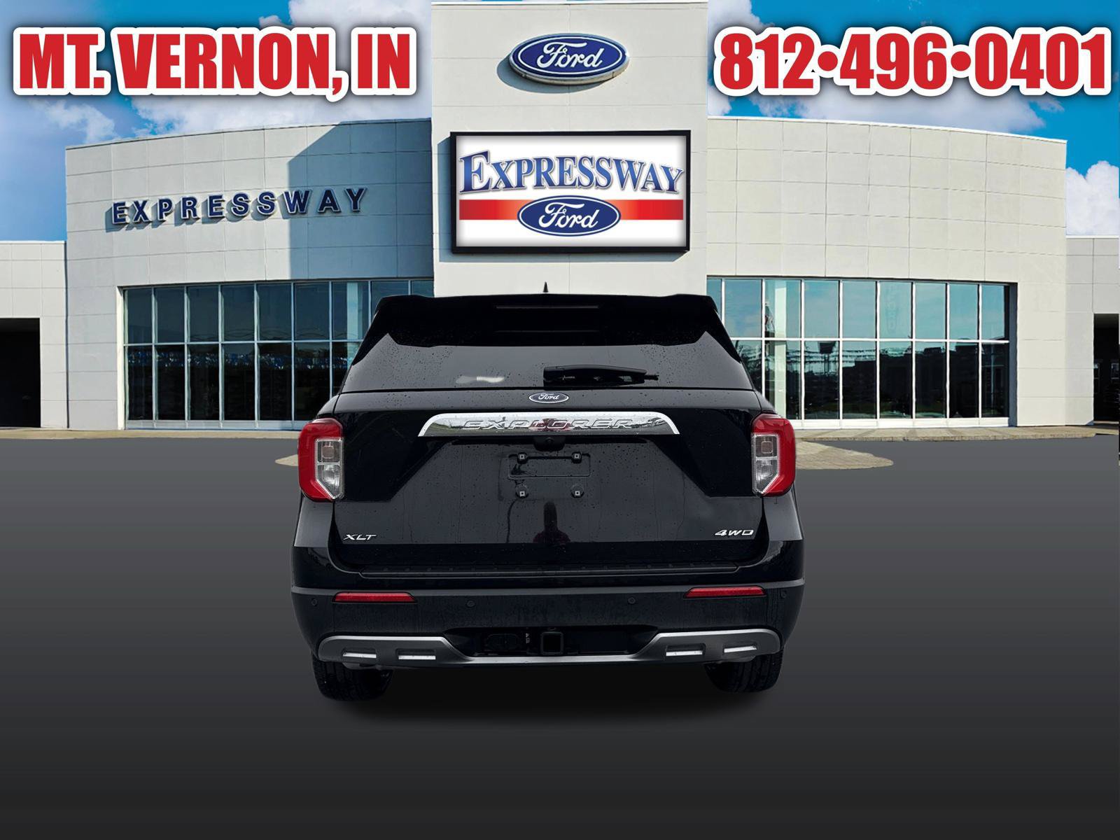 Used 2024 Ford Explorer XLT w/ Equipment Group 202A AWD/4WD image 5