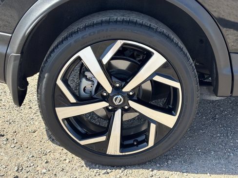 Certified 2021 Nissan Rogue Sport SL w/ Premium Package FWD image 10