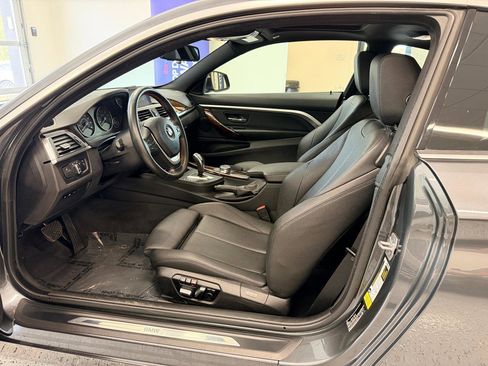 Used 2019 BMW 430i Coupe w/ Convenience Package image 16