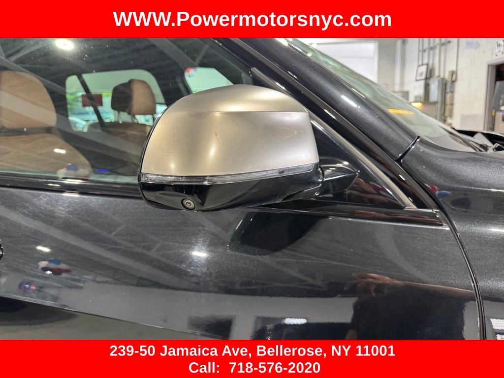 Used 2021 BMW X5 M50i w/ Premium Package AWD/4WD image 17