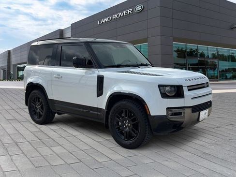 Certified 2022 Land Rover Defender 90 X-Dynamic S image 7