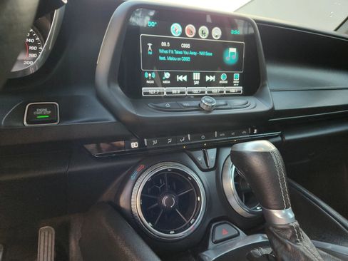 Used 2016 Chevrolet Camaro SS image 12