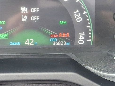 Certified 2024 Toyota RAV4 XLE w/ Convenience Package image 20