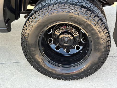 Used 2024 RAM 3500 Big Horn w/ Night Edition AWD/4WD image 7