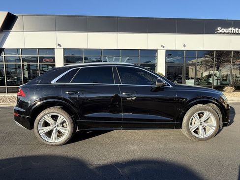 Used 2021 Audi Q8 Premium Plus image 8