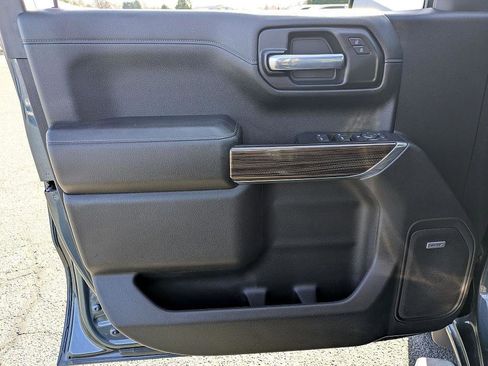 Used 2020 Chevrolet Silverado 1500 RST w/ All-Star Edition image 12