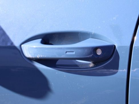 New 2026 Volkswagen Tiguan SE image 23