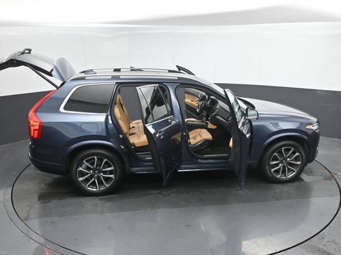 Used 2018 Volvo XC90 T6 Momentum w/ Convenience Package AWD/4WD image 51