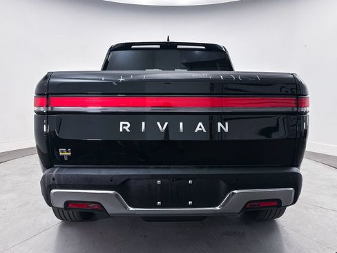 Used 2022 Rivian R1T Adventure AWD/4WD image 17