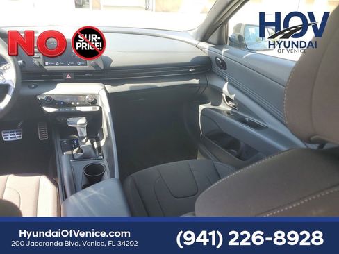 Certified 2025 Hyundai Elantra Sport FWD image 20