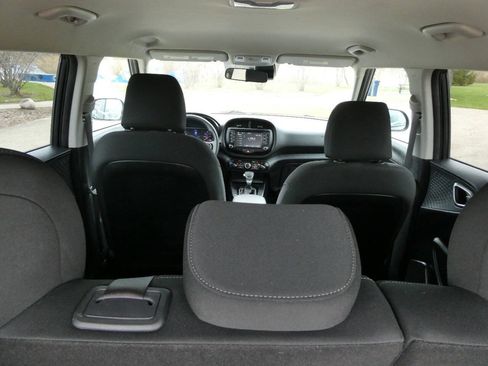 Used 2021 Kia Soul S FWD image 23
