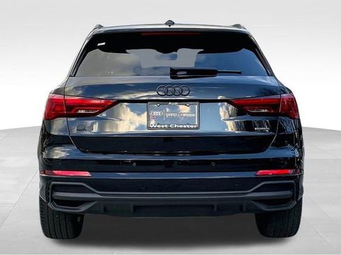 Used 2025 Audi Q3 2.0T Premium w/ Convenience Package image 4