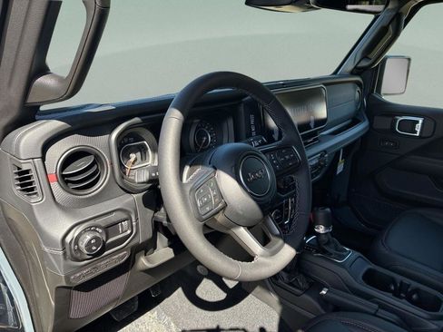 New 2026 Jeep Gladiator Rubicon AWD/4WD image 28