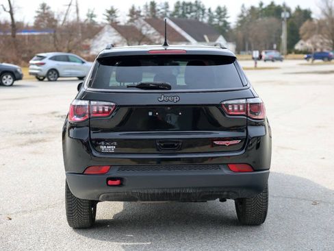 Used 2020 Jeep Compass Trailhawk AWD/4WD image 4