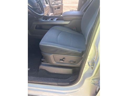 Used 2022 RAM 2500 Big Horn w/ Level A Equipment Group AWD/4WD image 30