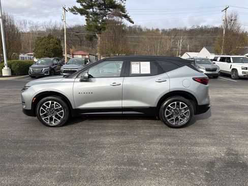 Used 2023 Chevrolet Blazer RS w/ Driver Confidence II Package image 5