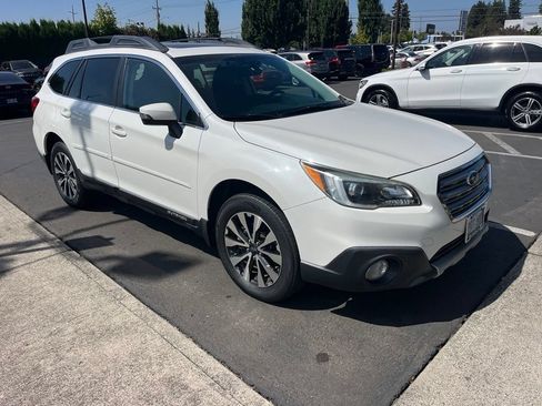 Used 2016 Subaru Outback 3.6R Limited AWD/4WD image 1