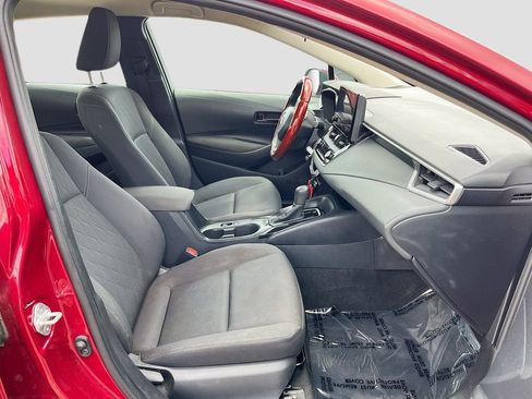 Used 2023 Toyota Corolla LE image 25