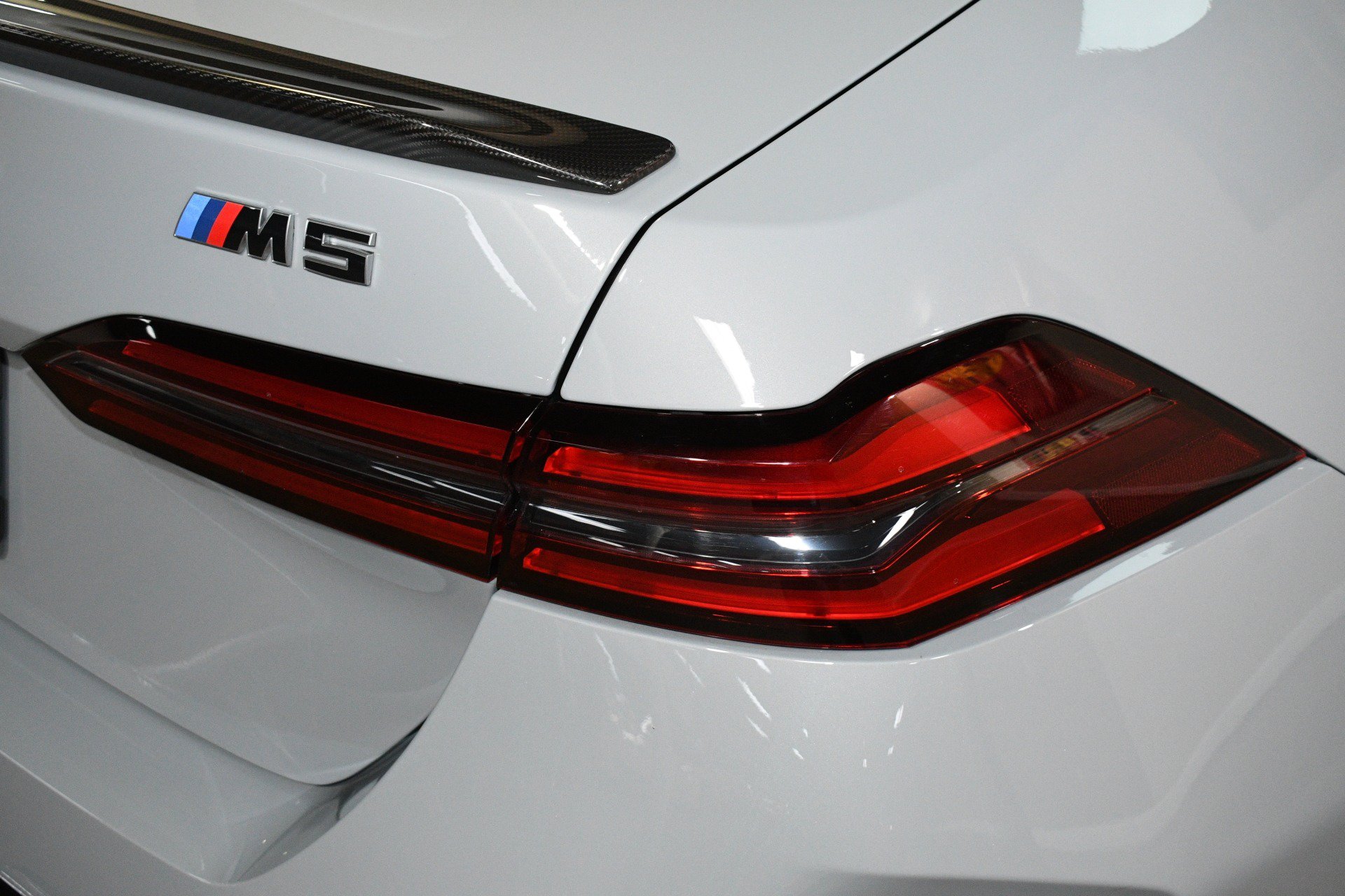 Used 2025 BMW M5 w/ Carbon Package AWD/4WD image 59