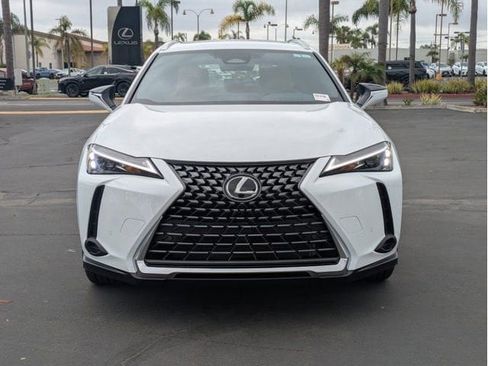 New 2026 Lexus UX 300h AWD image 2