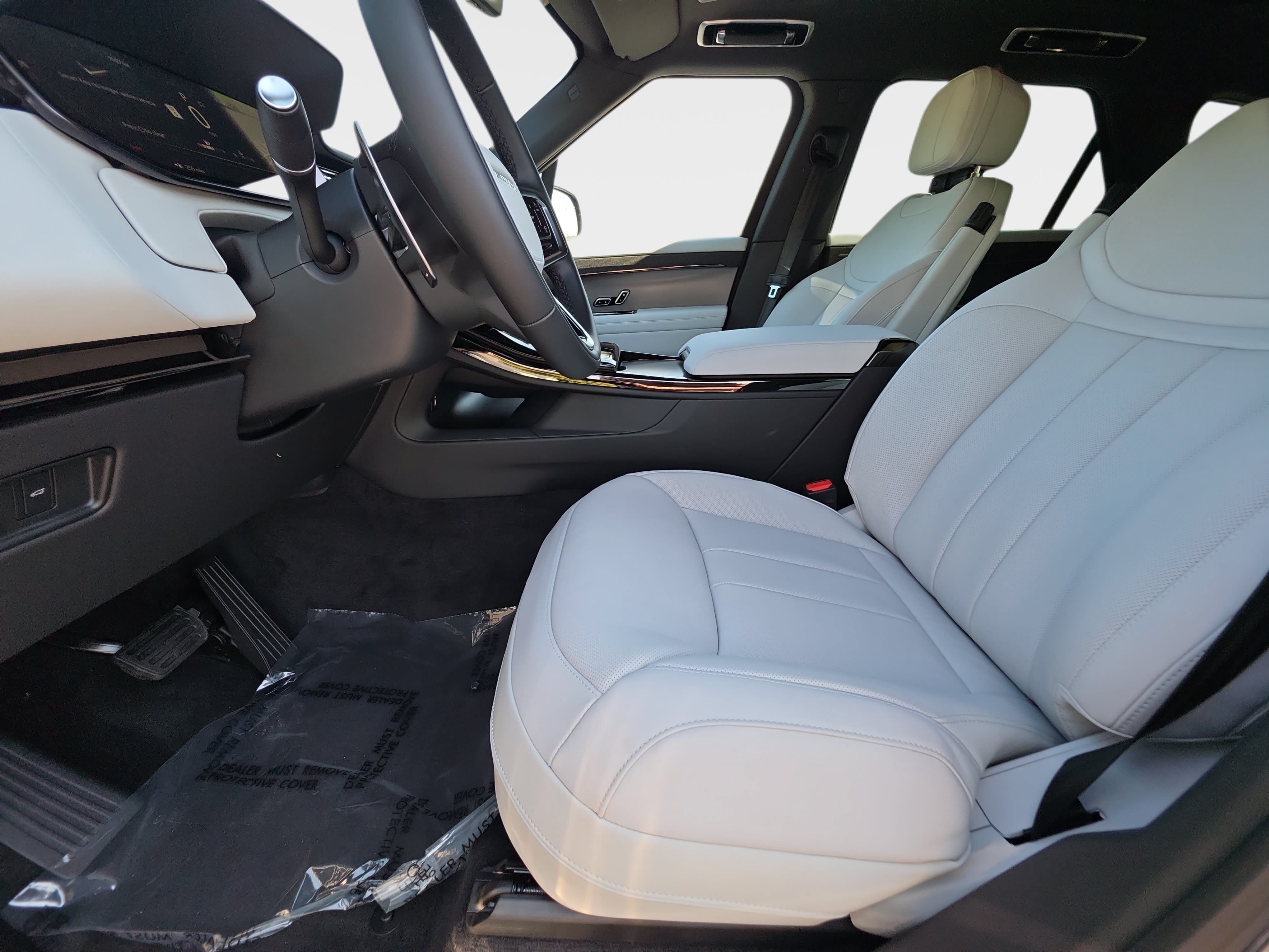 New 2026 Land Rover Range Rover Sport SE AWD/4WD image 15