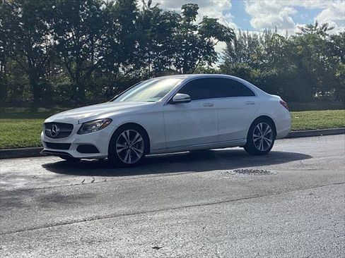 Used 2016 Mercedes-Benz C 300 Sedan image 3