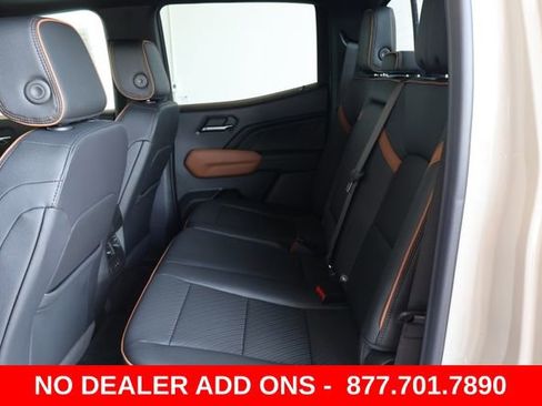 New 2026 GMC Canyon AT4 w/ Technology Plus Package AWD/4WD image 15