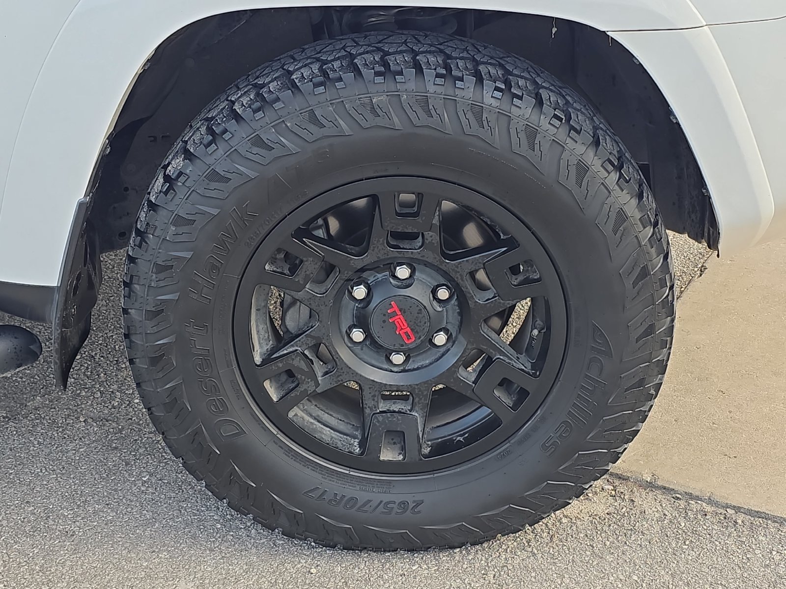 Used 2023 Toyota 4Runner SR5 Premium w/ Moonroof Package RWD image 29