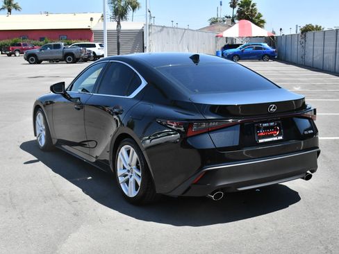 Used 2021 Lexus IS 300 w/ Comfort Package RWD image 6