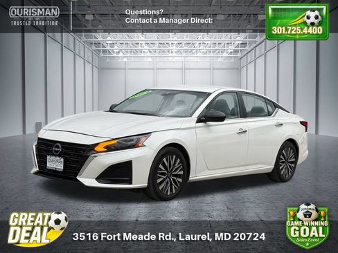 Used 2024 Nissan Altima 2.5 SV FWD image 2