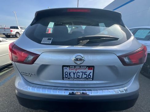 Used 2019 Nissan Rogue Sport S w/ Appearance Package image 5