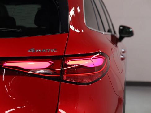 Certified 2026 Mercedes-Benz GLC 300 4MATIC image 17
