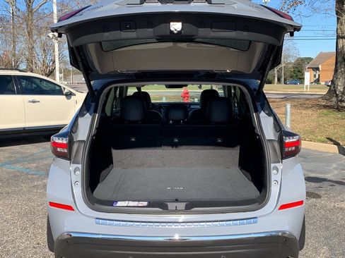 Used 2024 Nissan Murano SL image 7