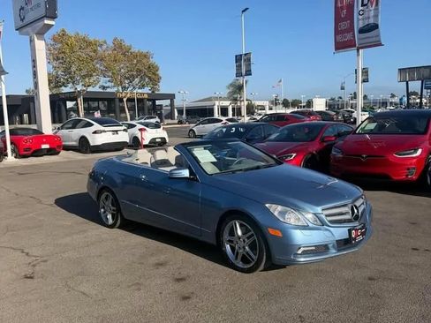 Used 2011 Mercedes-Benz E 350 Cabriolet image 3