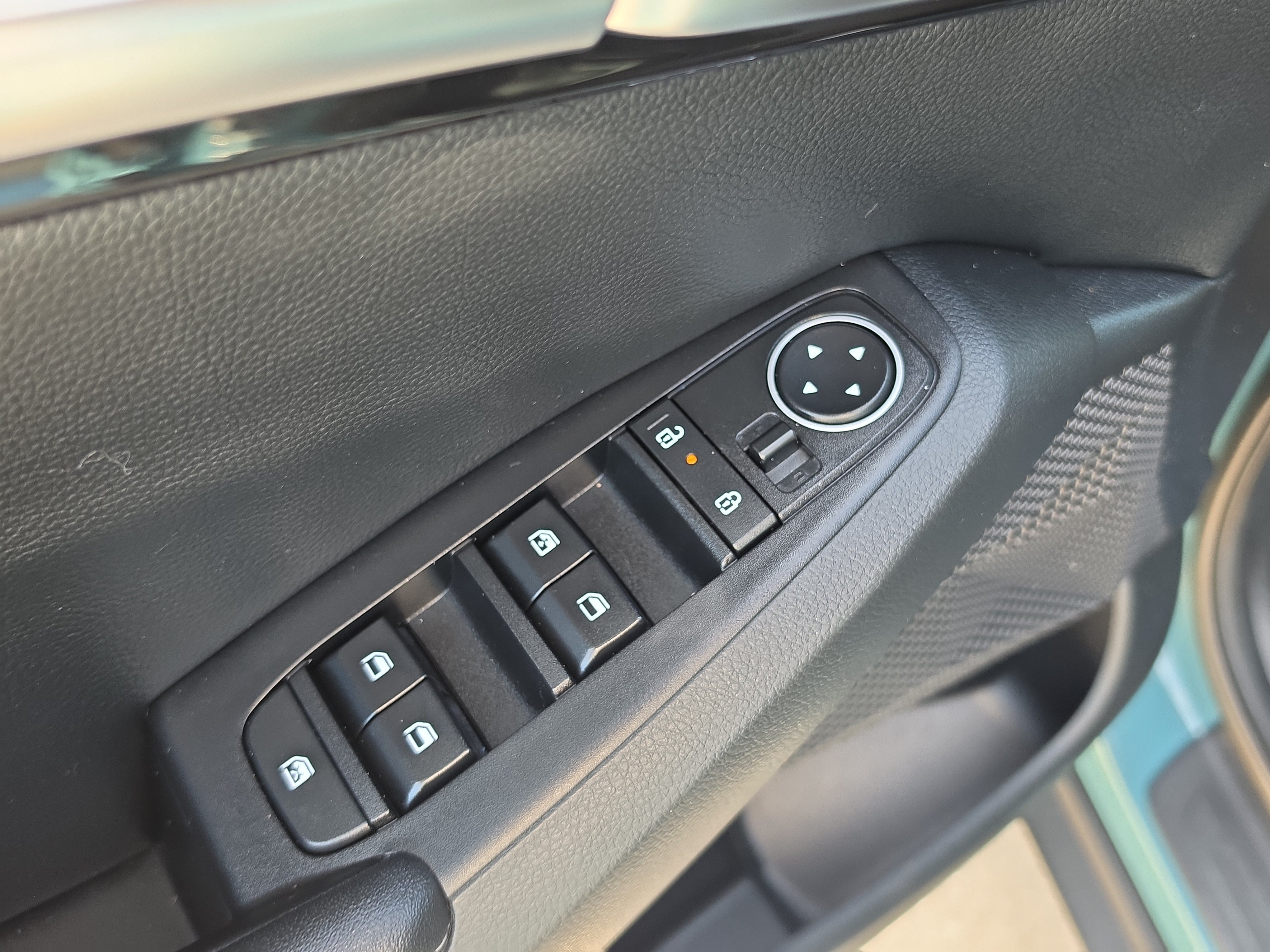 Certified 2024 Kia Seltos EX AWD/4WD image 19